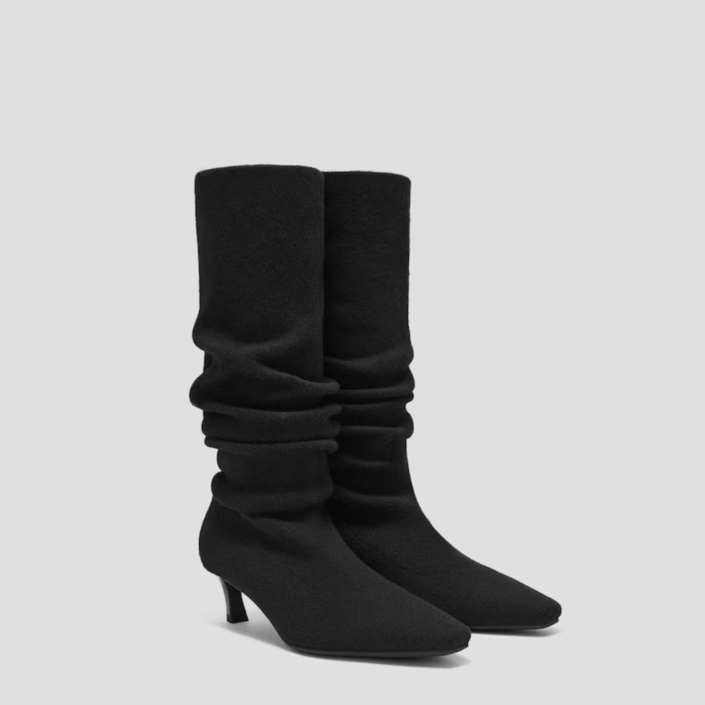 Elegant Black Slouchy Heeled Boots